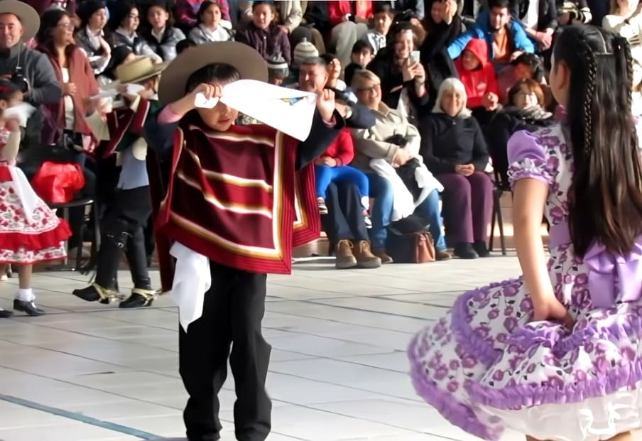 Ceremonia de Inisignia Colegio El Pilar