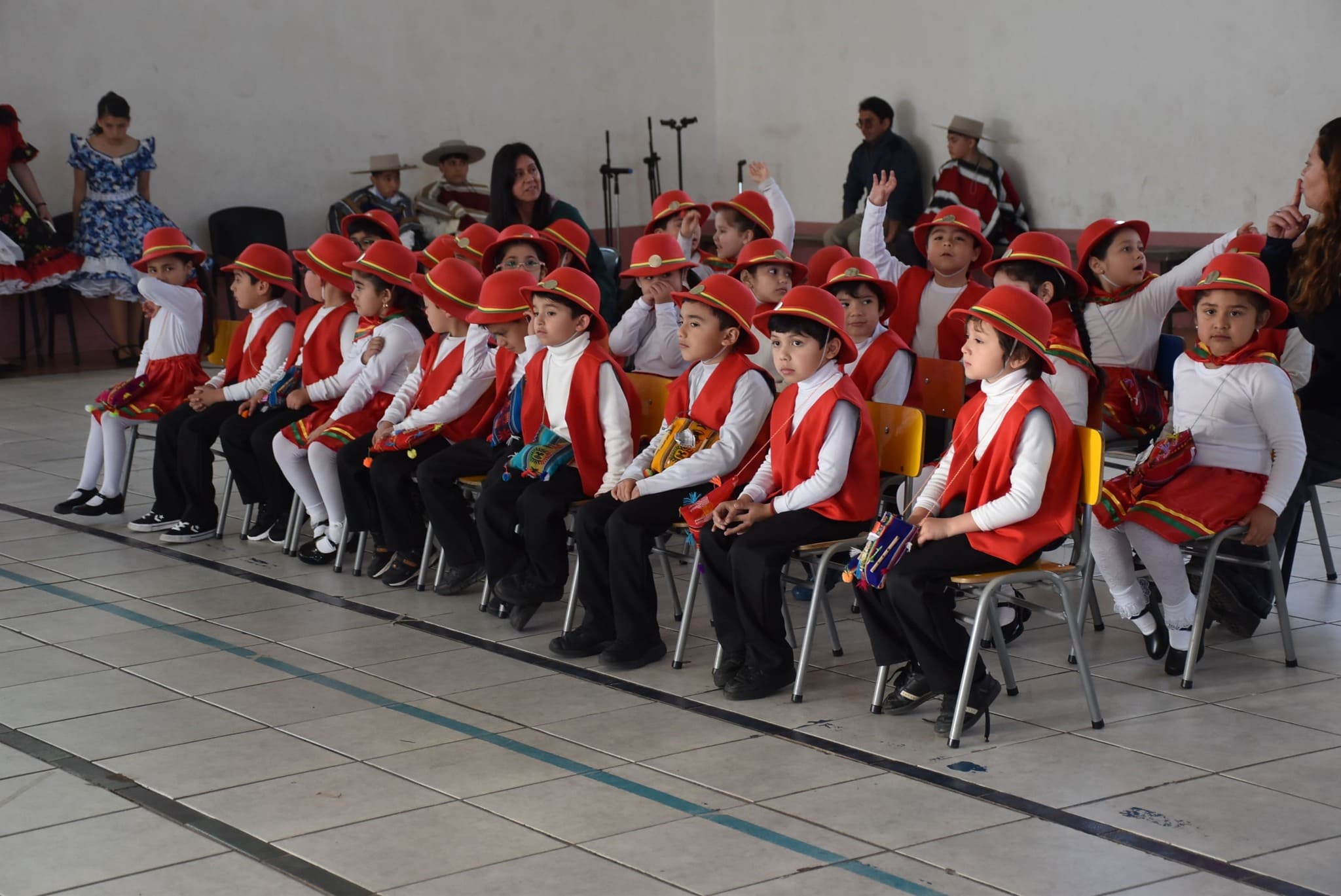 Celebración Fistas Patrias Preescolar foto 8