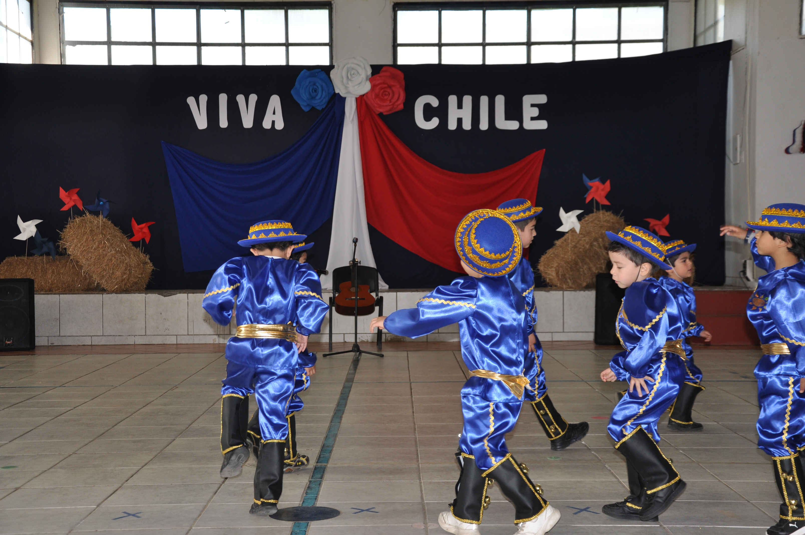 Celebración Fistas Patrias Preescolar